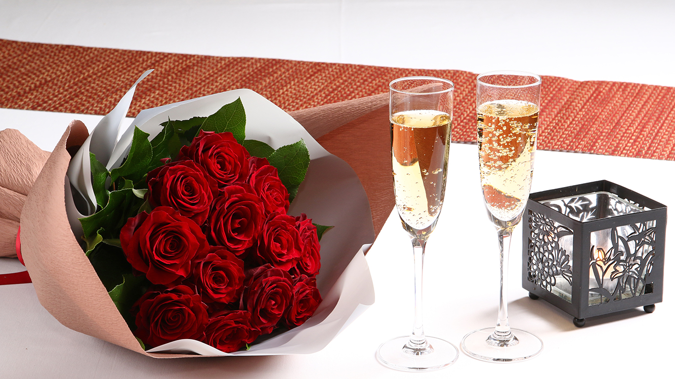 【プロポーズ】Epousez Moi～エプーズ モア～《薔薇の花束・シャンパン付き》