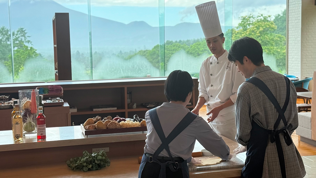 秋の味覚を楽しむ！おとなの気まぐれピザづくり体験
