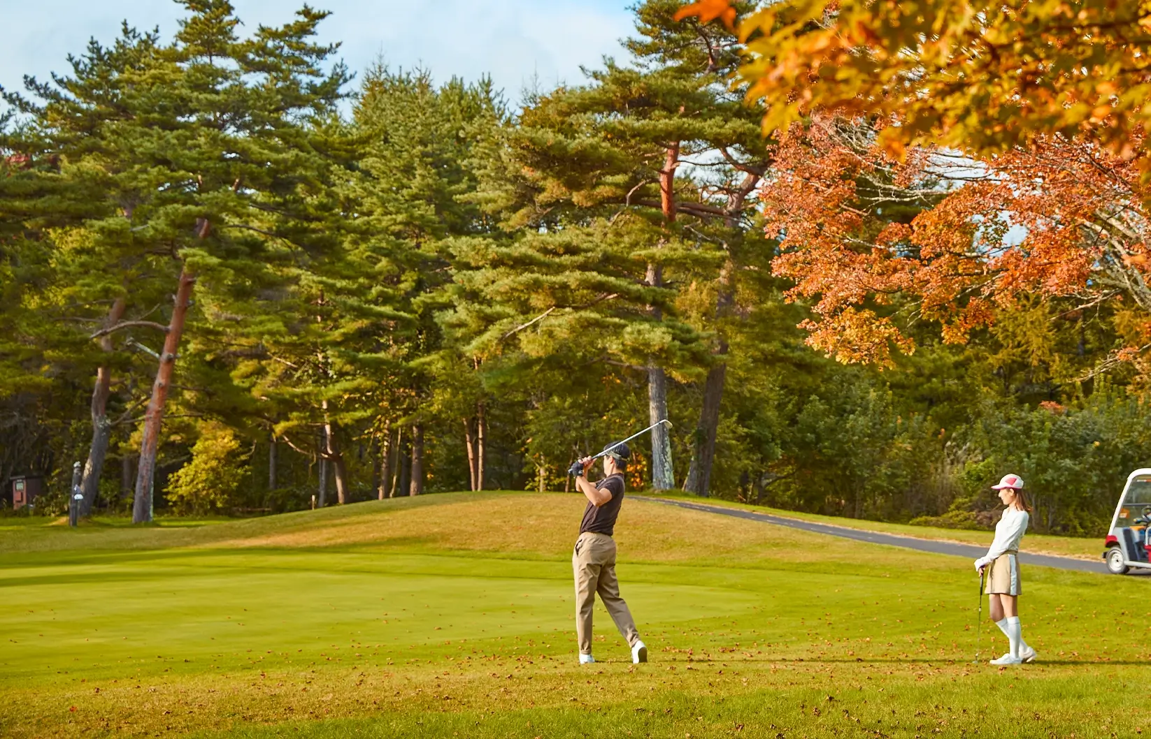 紅葉に囲まれてゴルフ＆ステイ