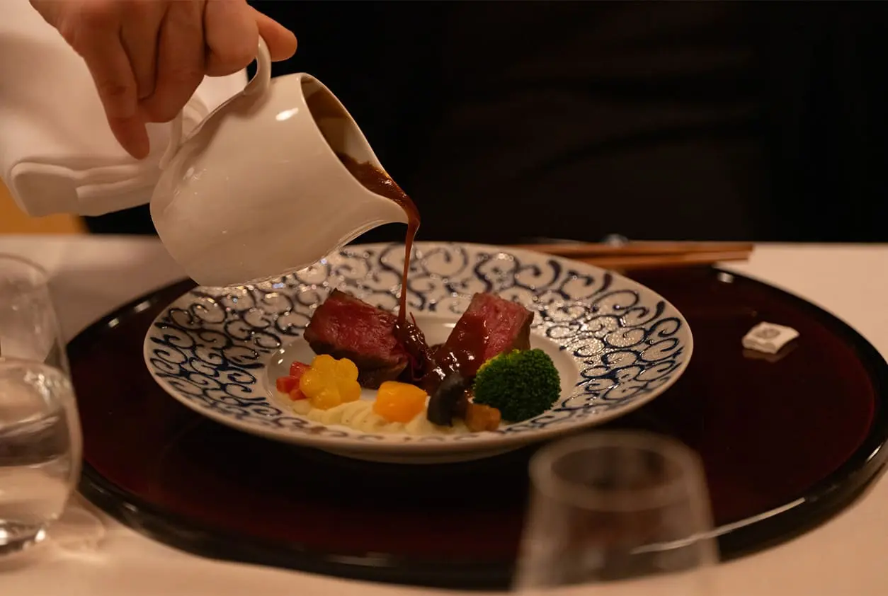 出演者を交えた夕食会