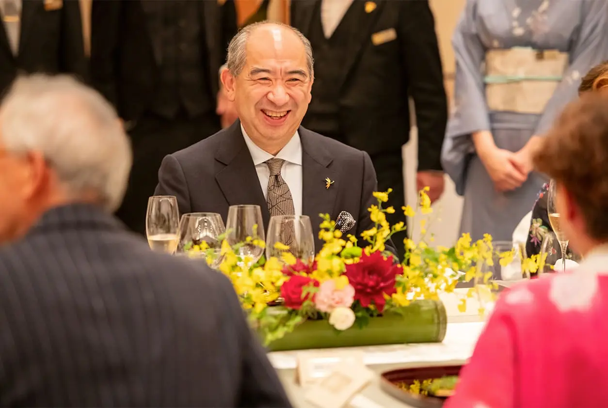 室瀬和美氏・十四代今泉今右衛門氏・内田篤呉氏を交えた夕食会