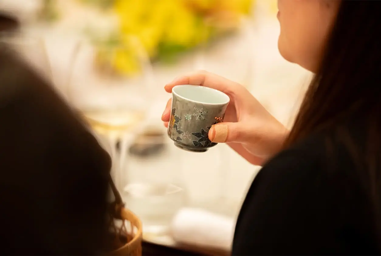 室瀬和美氏・十四代今泉今右衛門氏・内田篤呉氏を交えた夕食会