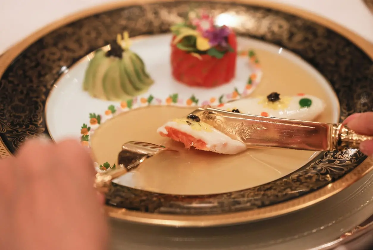 フランス料理 ル・トリアノンのメニューを復刻