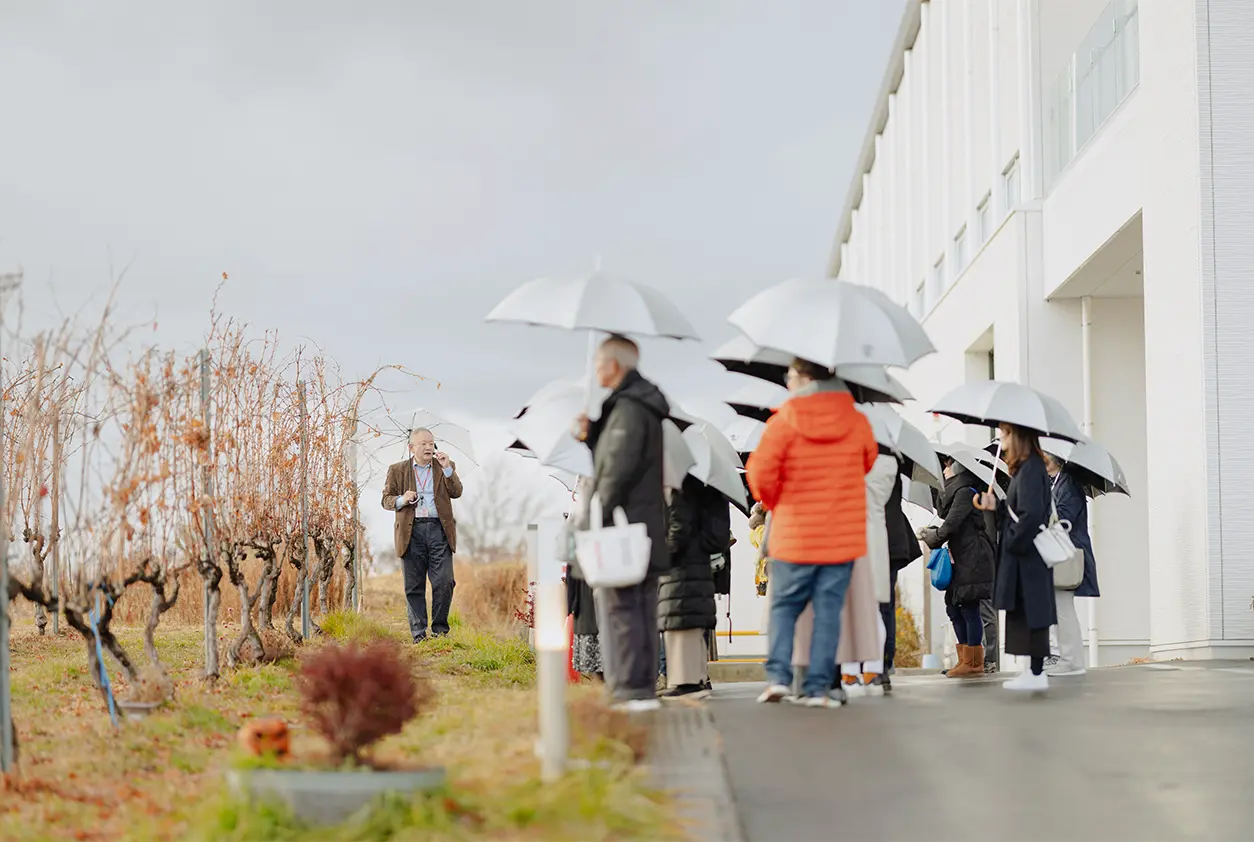 ソムリエと行くワイナリー見学＆特別体験
