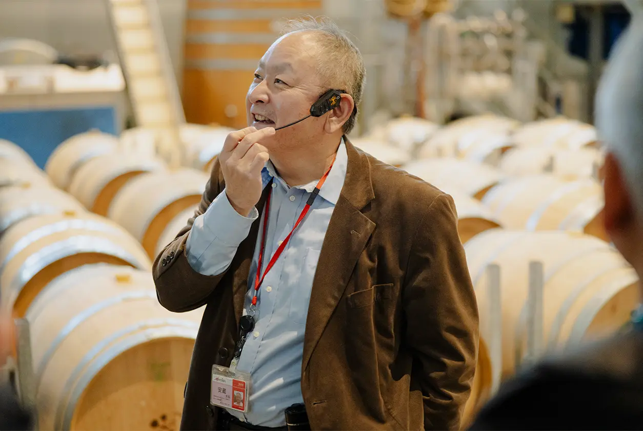 ソムリエと行くワイナリー見学＆特別体験