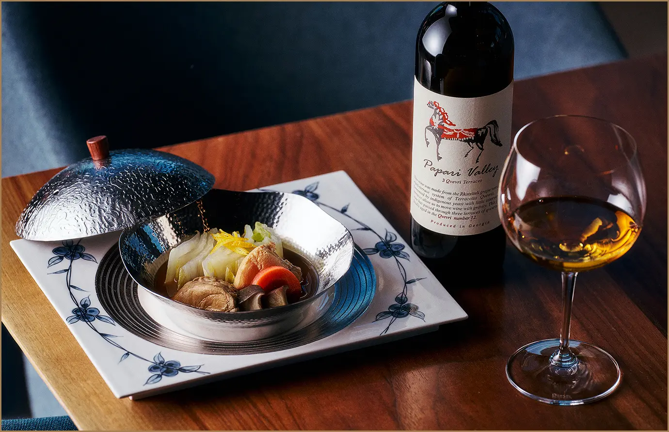 スリー・クヴェヴリ・テラスズ ルカツィテリ No.12 × 鮟鱇の赤味噌鍋