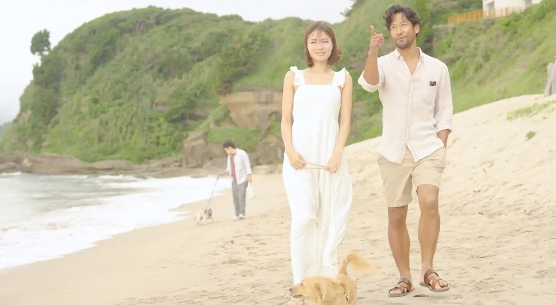 ホテル前のビーチでお散歩