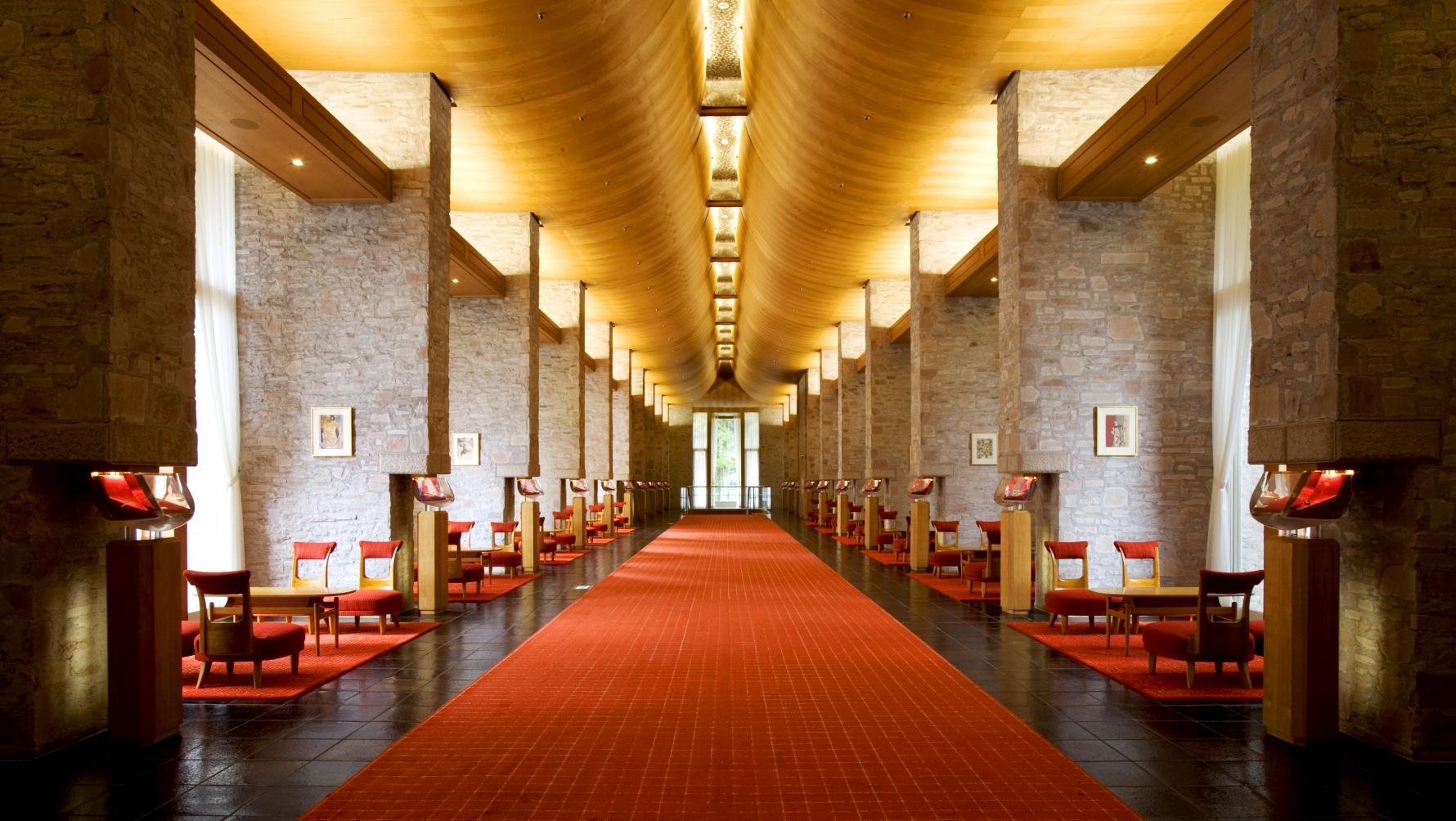 ザ・プリンス 箱根芦ノ湖のメインロビー