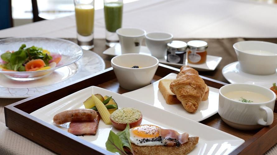 レストラン ル トリアノン ロイヤルブレックファースト メインダイニングルーム ル トリアノン 箱根 芦ノ湖畔のホテル ザ プリンス 箱根芦ノ湖