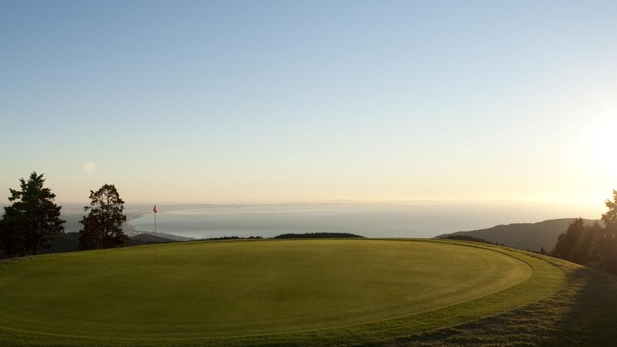 ゴルフ場イメージ