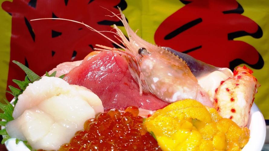 釧路和商市場で楽しむ名物「勝手丼」付きご宿泊プラン