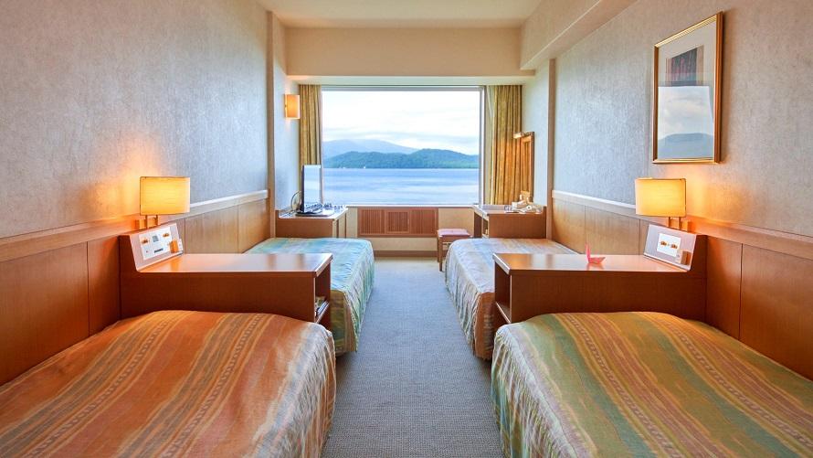 シングルベッドが4台あります