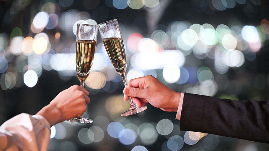 2026年5月6（水・祝）までのご利用で、グラススパークリングワインを1人1杯プレゼント！