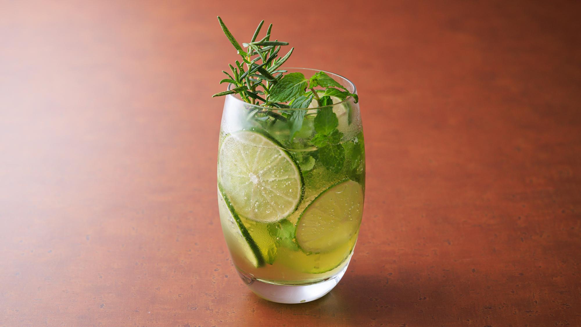 箱根の自然をイメージしたプラン限定のオリジナルカクテル