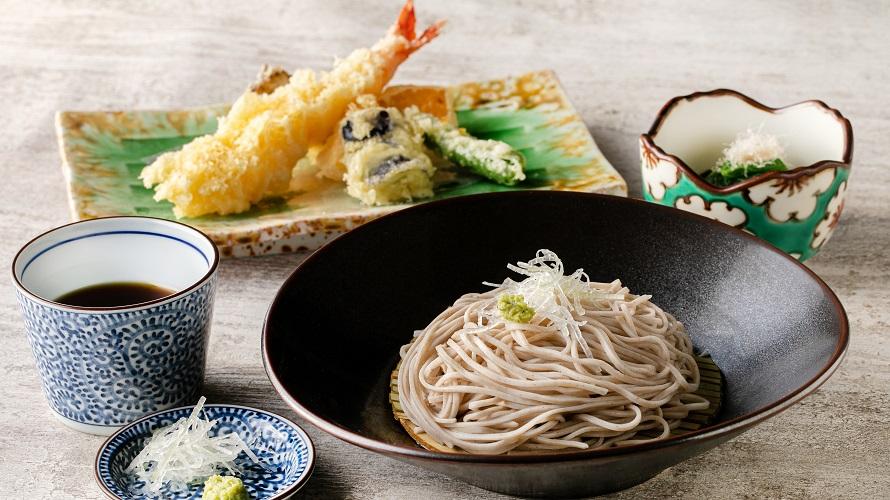 深大寺そばと大海老天婦羅　￥2,200