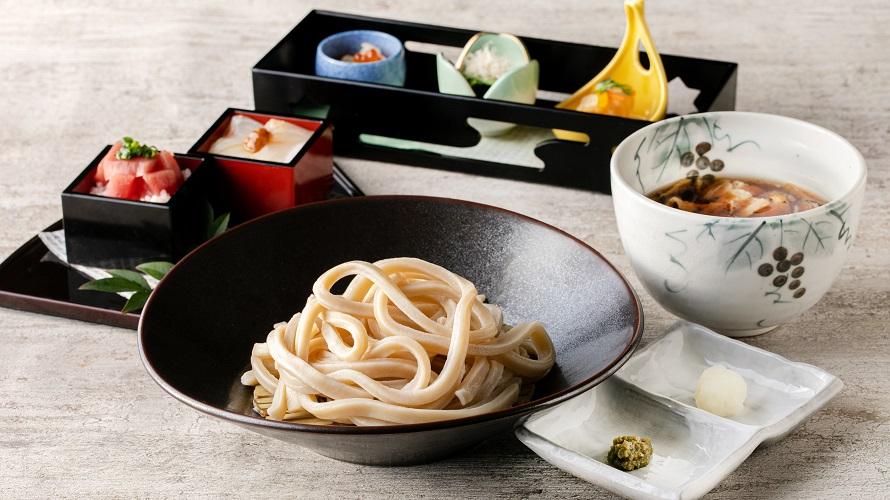 肉汁つけ武蔵野うどん　￥2,300