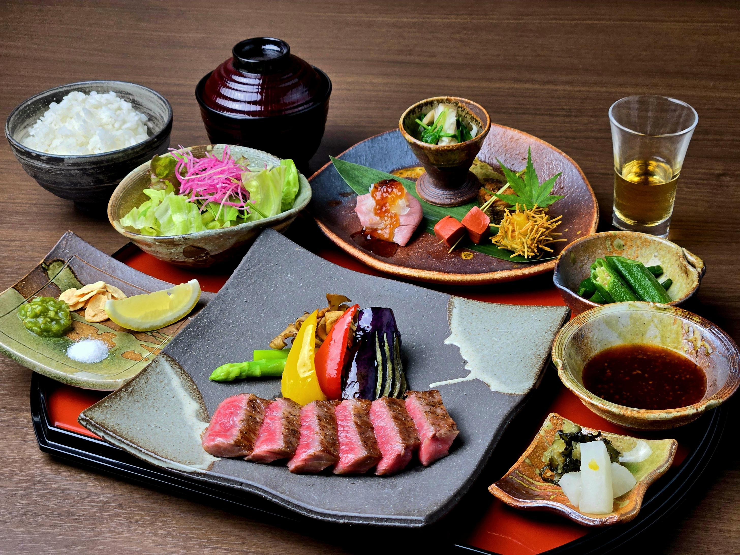 【11月】近江牛ステーキ