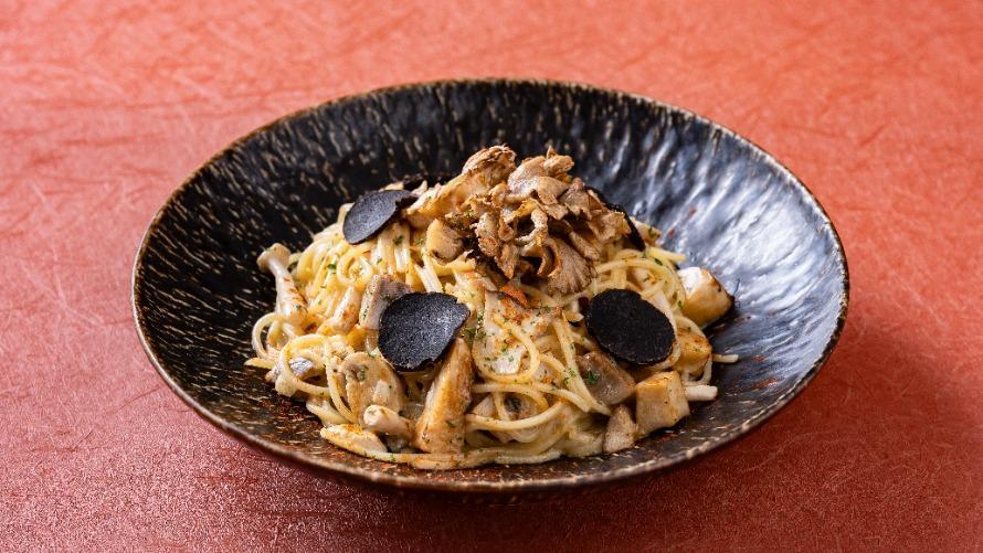 ラウンジ もみじ