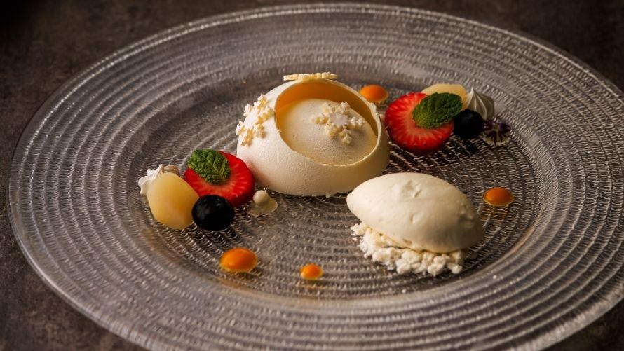 ポワールムースと生キャラメル ヨーグルトソルベ