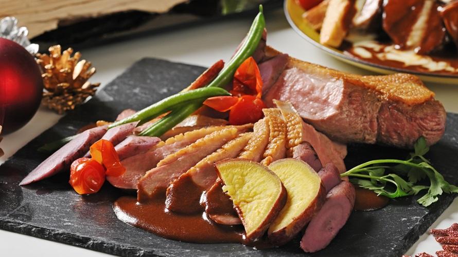 近江鴨胸肉のロースト オレンジ風味のガストリックソース