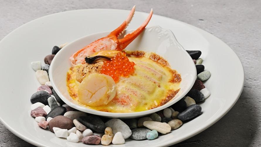 北寄貝と帆立貝のグラタン　鱈の白子のムニエルとブランダード　鱒のいくらとともに