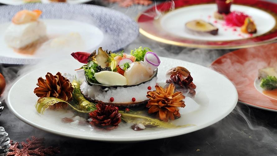 カリフラワーのムースと海の幸 フランス産キャビアのアクセント ～海からの贈り物～