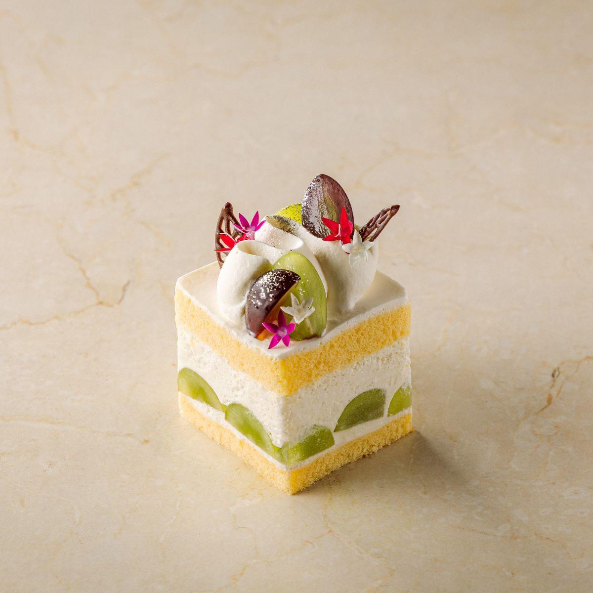 葡萄とマスカットのショートケーキ