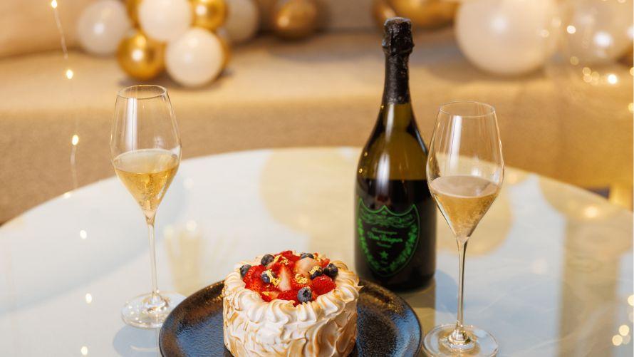 プレステージシャンパンと相性抜群のホテル特製ケーキ