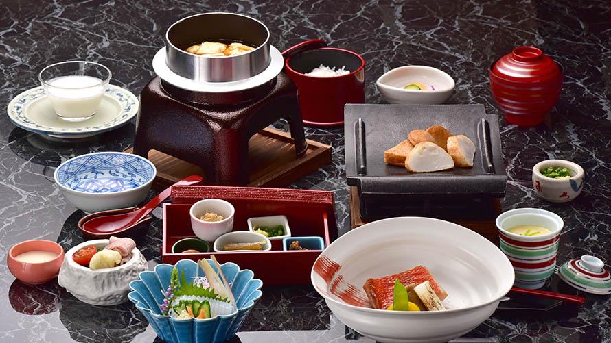 心やさしい湯葉がゆや季節の和朝食で、上品に彩る箱根での清々しい朝のひととき