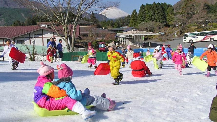 冬だけに出現する雪・そり遊び広場イメージ