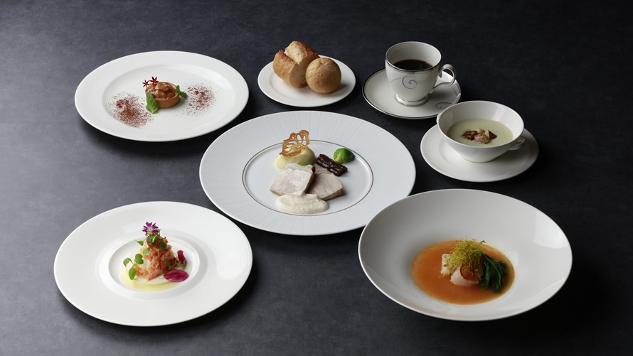 信州の恵みを味わう 晴山ゴルフ場レストランディナー