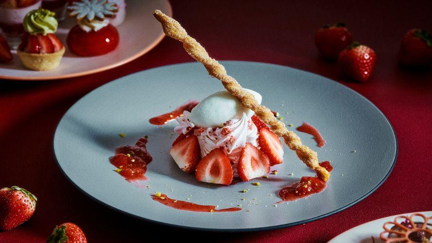 イチゴのヴァシュラン仕立て