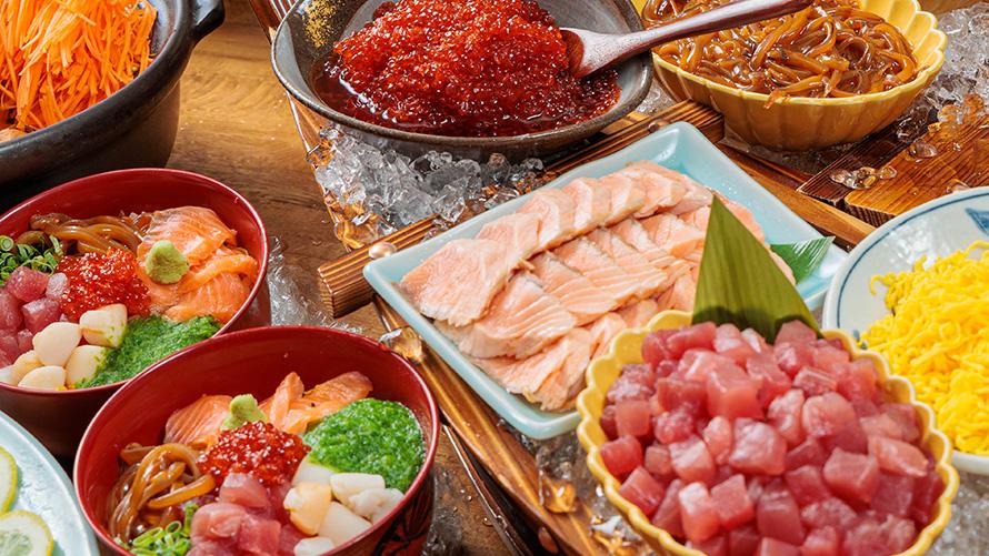 秋鮭の炙りやいくらが彩る「海鮮丼」