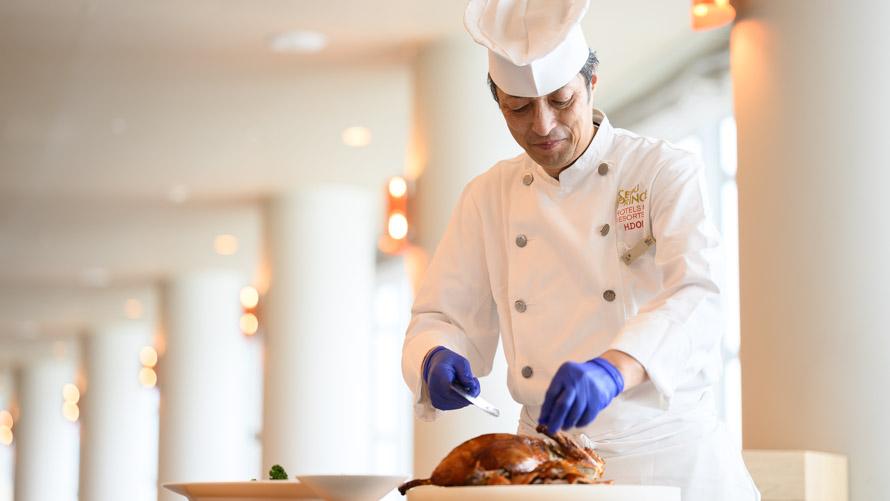 中国料理調理長　土居裕司