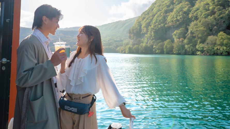 【ご宿泊者さま限定】湖上クルージングカフェ～早朝だけに出会える十和田湖の絶景～