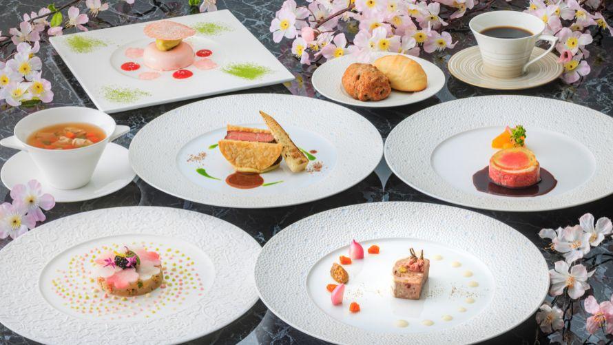 桜をイメージしたコース料理