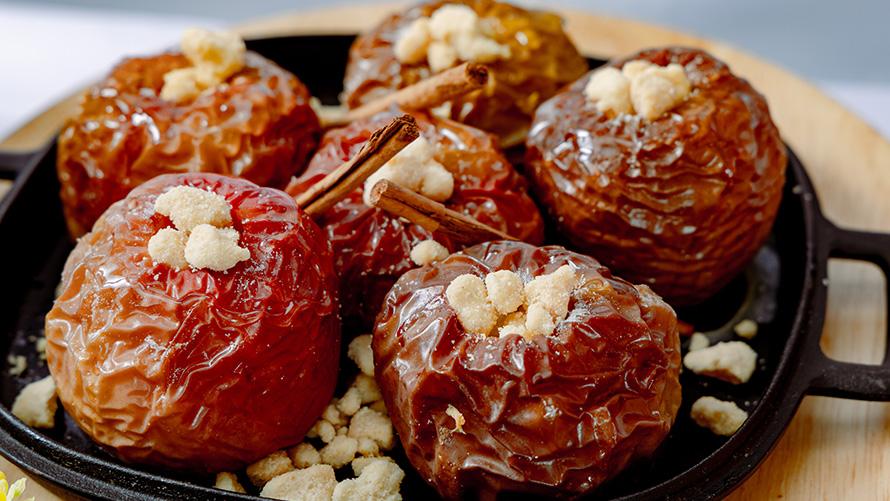 リンゴの丸焼き（ポム・ロティ）