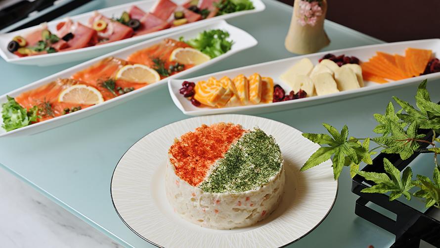 メインに彩りを添えるハーフブッフェ