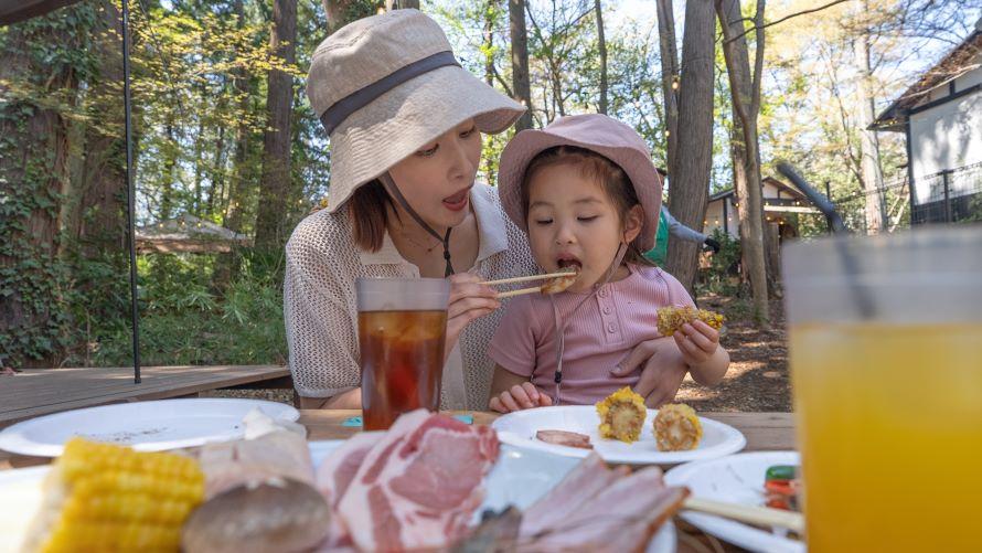 色とりどりの食材が並ぶ、見た目にも楽しい手ぶらでBBQ