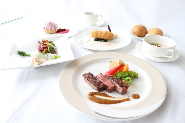 ホテルおまかせディナー付き　夕・朝食プラン　コース料理または和洋ブッフェ