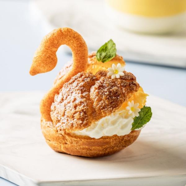柑橘のシュークリーム