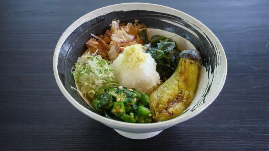 冷やしぶっかけ ねばねば野菜 蕎麦