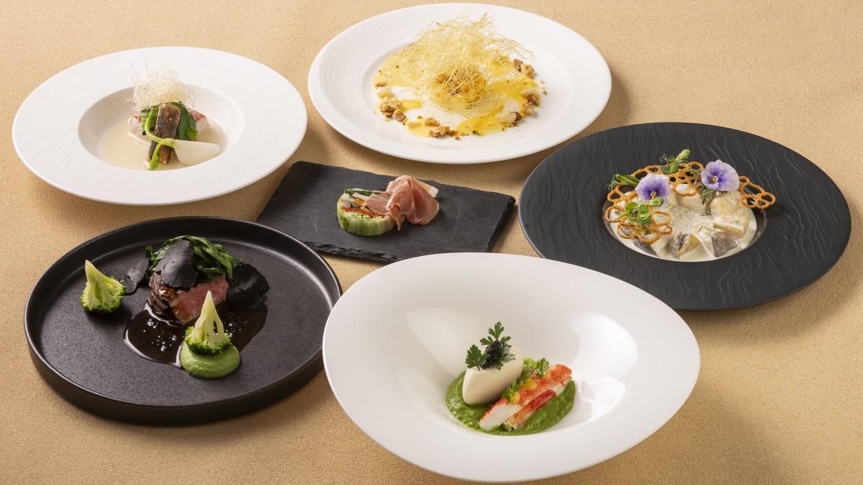 ザ・プリンス さくらタワー東京にあるレストラン、「リストランテ カフェ チリエージョ」特別ディナーコースのイメージ。