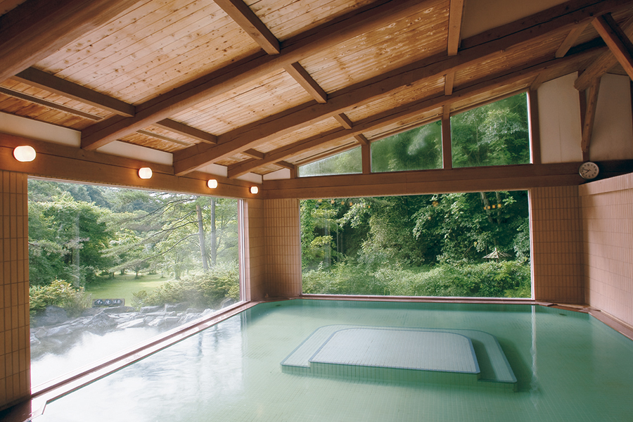 Karuizawa Sengataki Hot Spring (Day-Use Onsen) Image 1