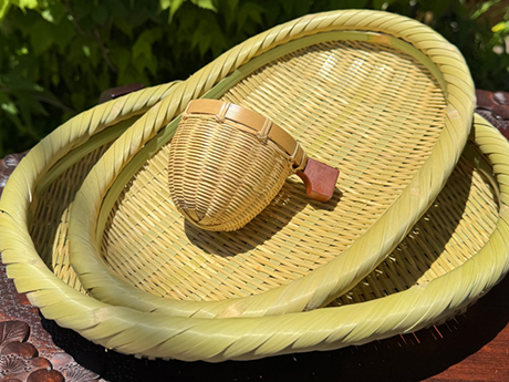 大坂屋家具店　下の店_竹籠