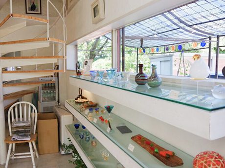 軽井沢ガラス工房内観