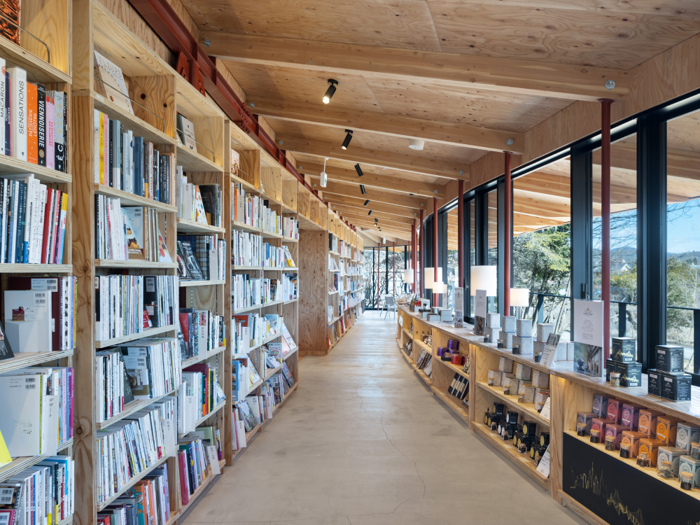 karuizawa commongrounds 店内画像➁