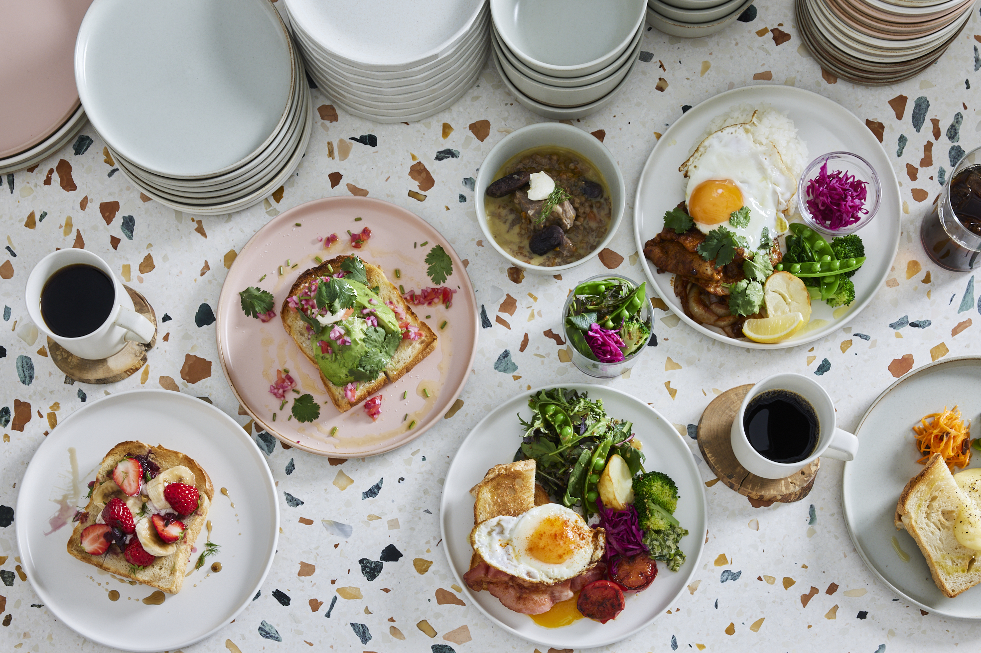 Karuizawa Commongroundsで食を楽しむ施設 PUBLIC食堂