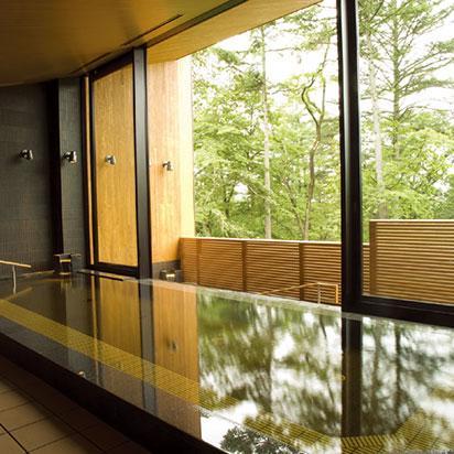 「フォレスト ホット スプリング」はイースト本館、ザ・プリンス 軽井沢、ザ・プリンス ヴィラ軽井沢にご宿泊のお客さま専用温泉施設です。