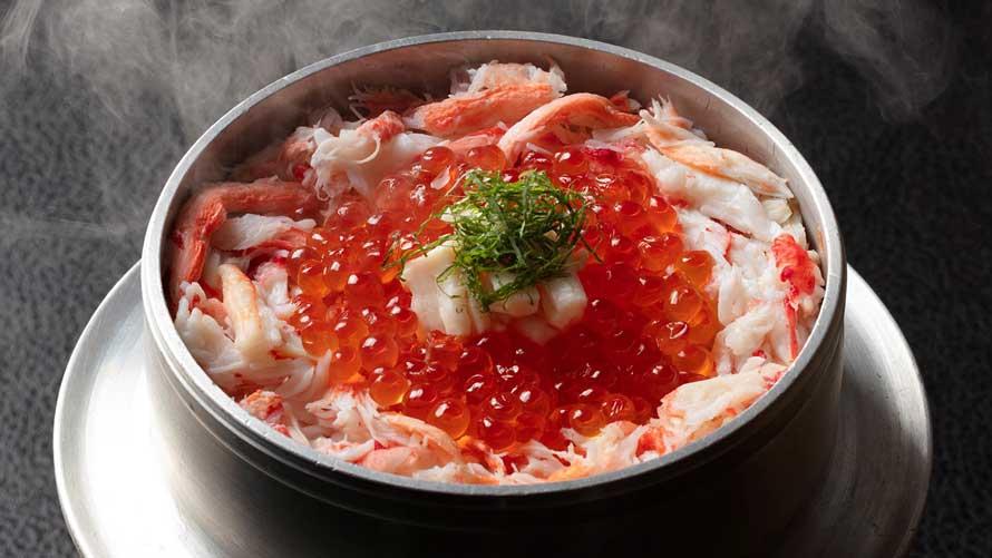 蟹といくらの釜飯